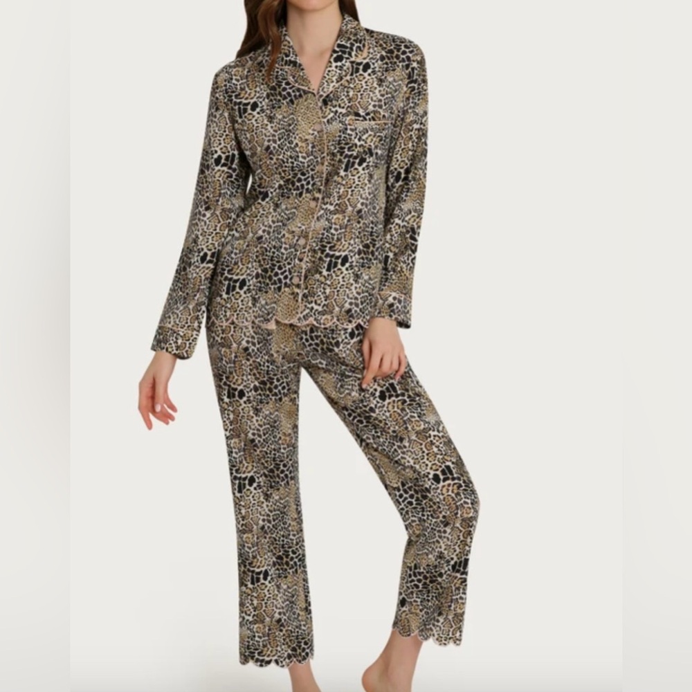 Letarte Leopard Scalloped Pajama Set